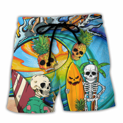 Surfing Funny Skeleton Never Underestimate An Old Guy On A Surfboard Surfing Lovers - Beach Short