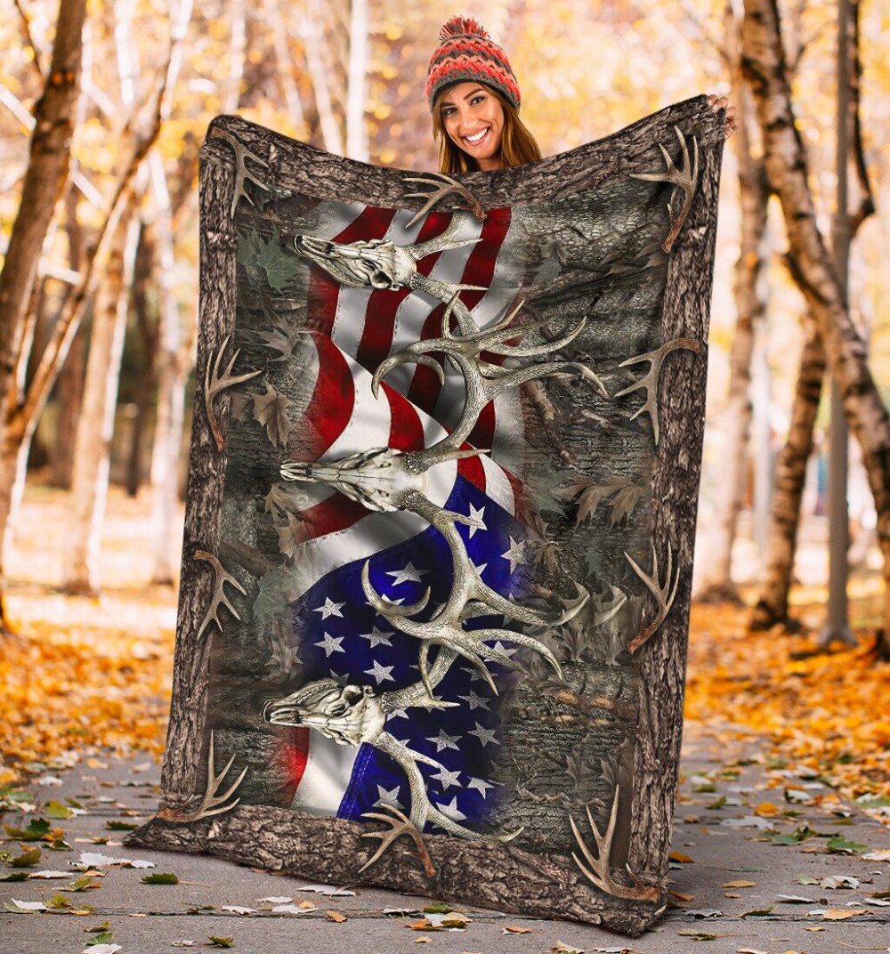 Hunting American Hunters Hunting - Flannel Blanket - Owl Ohh - Owl Ohh