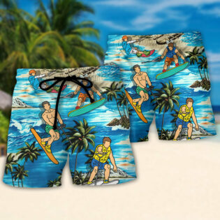 Water Skiing Some Old Men Take Naps Real Old Men Go Water Skiing - Beach Short