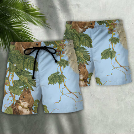 Squirrel Tree Climbing - Beach Short - Owl Ohh - Owl Ohh