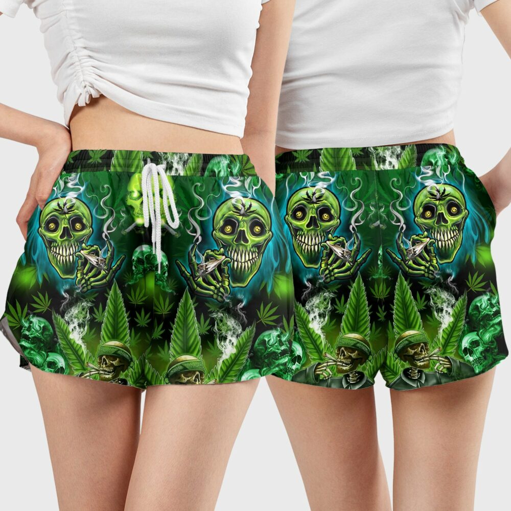 Skull So High Smoke Green Lighting - Women's Casual Shorts - Owl Ohh - Owl Ohh