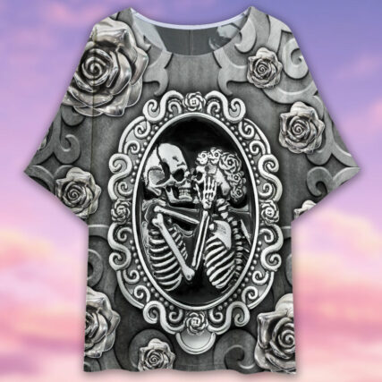 Skull Couple Metal Style - Women's T-shirt With Bat Sleeve - Owl Ohh - Owl Ohh