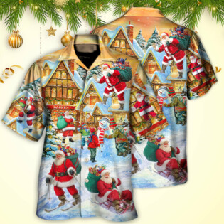 Christmas Santa Claus In The Town Xmas Is Coming - Hawaiian Shirt - Owl Ohh - Owl Ohh