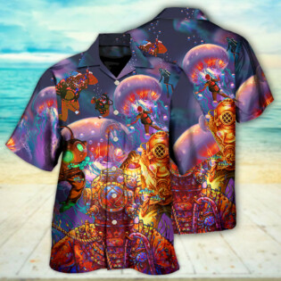 Diving With Big Jellyfishes In Fantasy Under Sea - Hawaiian Shirt - Owl Ohh - Owl Ohh