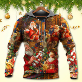 Christmas Funny Santa Claus Gift Xmas Is Coming Art Style - Hoodie - Owl Ohh - Owl Ohh