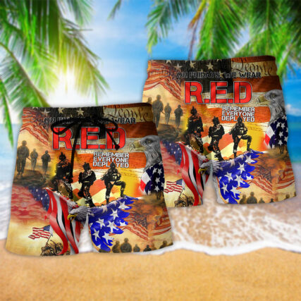 America My Patriotic Heart Beats - Beach Short - Owl Ohh - Owl Ohh