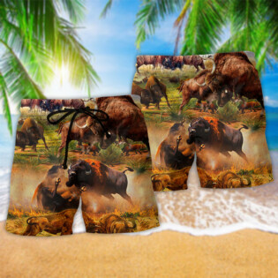 Animal Bison In Wild Battle Field - Beach Short - Owl Ohh - Owl Ohh