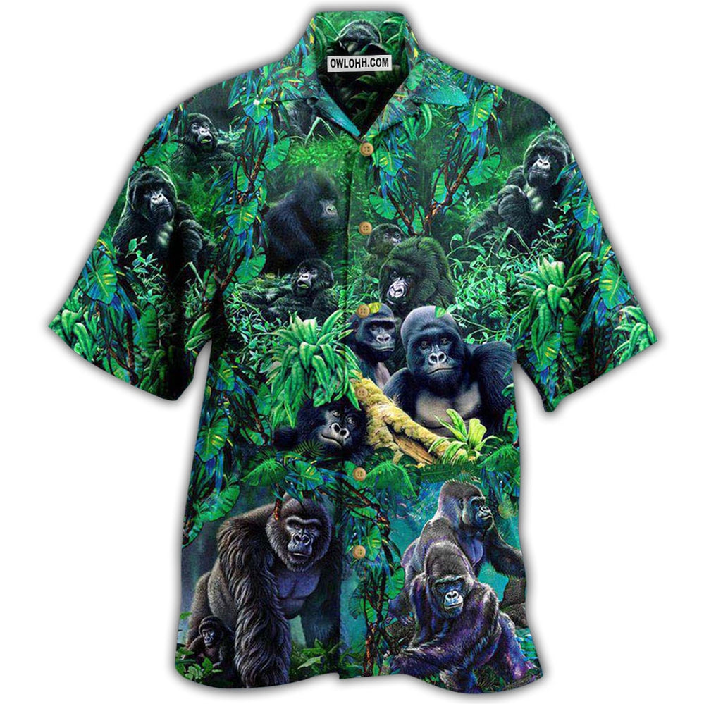 Gorilla Animals Family Of Gorillas In The Jungle Together - Hawaiian Shirt - Owl Ohh - Owl Ohh