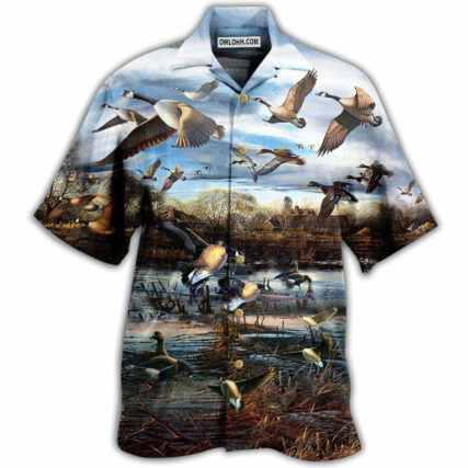 Geese Animals Love Canada Geese And Peaceful Sky - Hawaiian Shirt - Owl Ohh - Owl Ohh