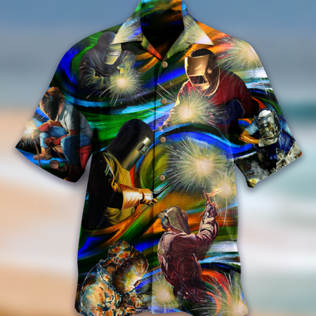 Welder Yes I Know I Am On Fire, Let Me Finish This Weld - Hawaiian Shirt - Owl Ohh - Owl Ohh