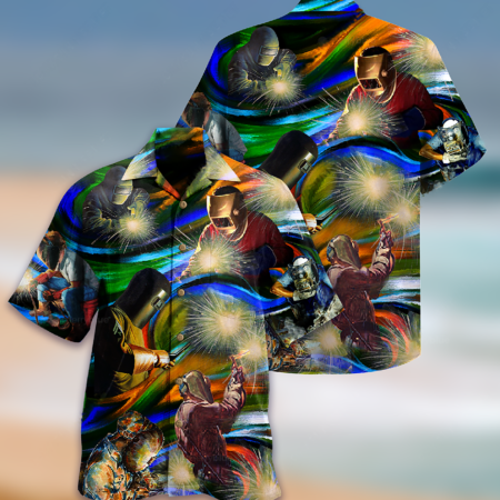 Welder Yes I Know I Am On Fire, Let Me Finish This Weld - Hawaiian Shirt - Owl Ohh - Owl Ohh