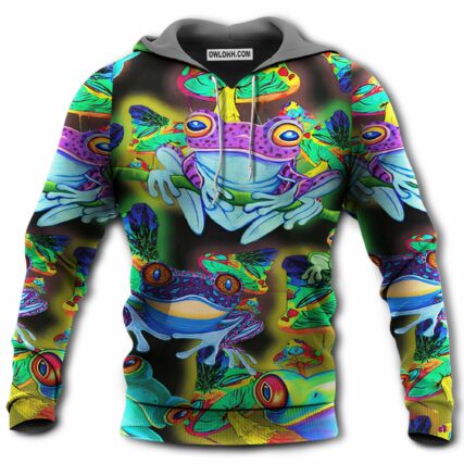 Frogs And Mushrooms Love Life - Hoodie-Owl Ohh
