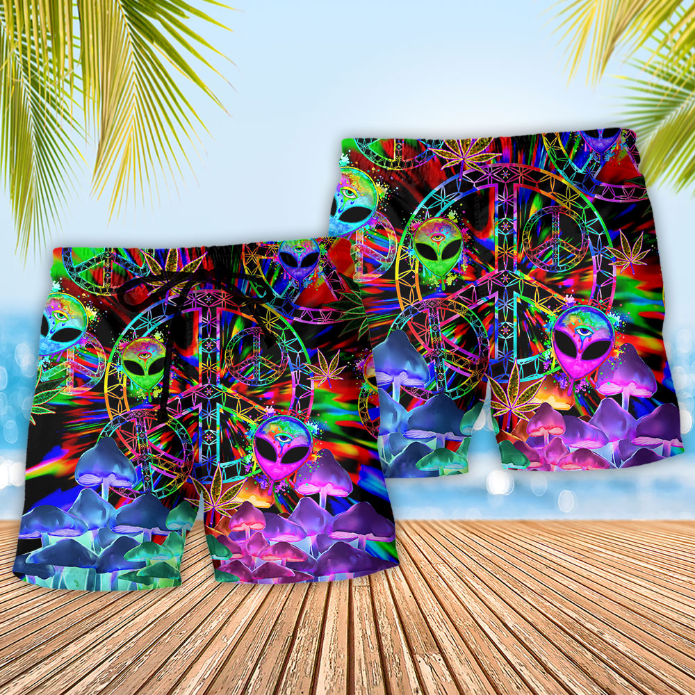 Hippie Alien Peace Color Stunning - Beach Short - Owl Ohh - Owl Ohh