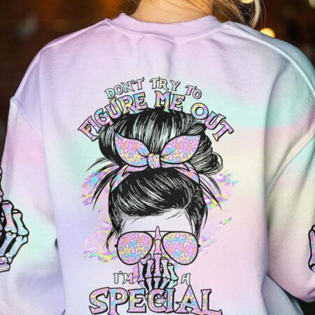 DON'T TRY TO FIGURE ME OUT MESSY BUN HOLO ALL OVER PRINT - TLTR1212221