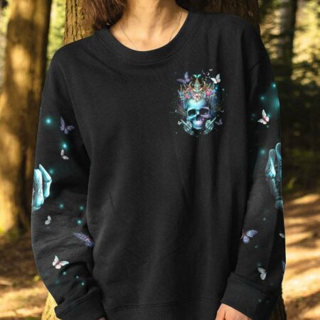 I'M NOT A PRINCESS I'M A QUEEN ALL OVER PRINT - YHHN0203231