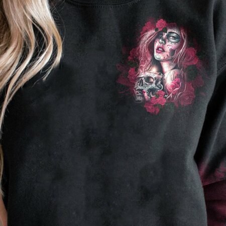 JUST A WOMAN WHO LOVES SKULLS AND HAS TATTOOS ALL OVER PRINT - YHHG0812223