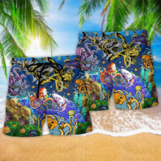 Ocean Shark Fighting Octopus Sea Life - Beach Short - Owl Ohh - Owl Ohh