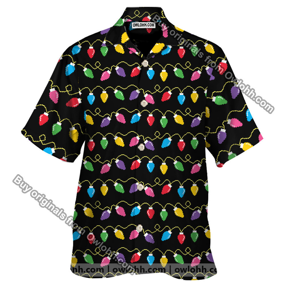 Pixel Christmas Lights Print Men’s Short Sleeve Shirt